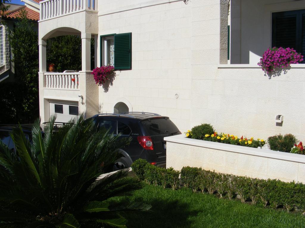 Ana Apartment