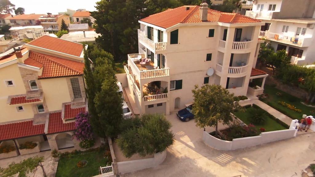 Ana Apartment *