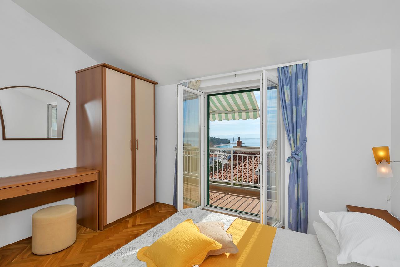 Apartment Ana *