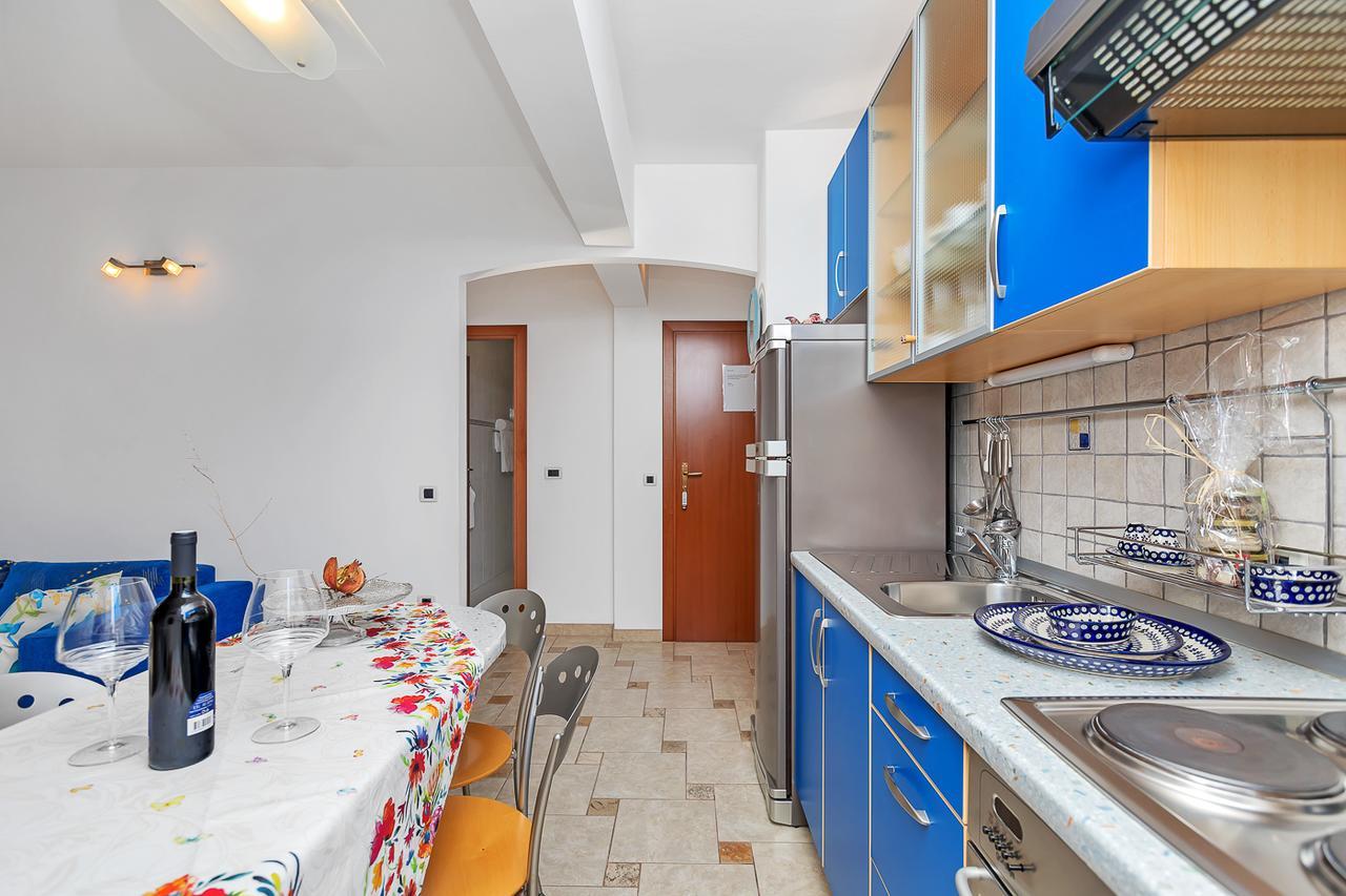 Ana Apartment *