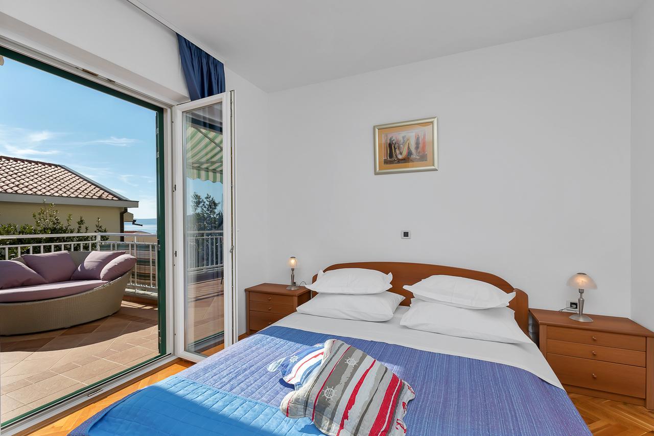 Apartment Ana *